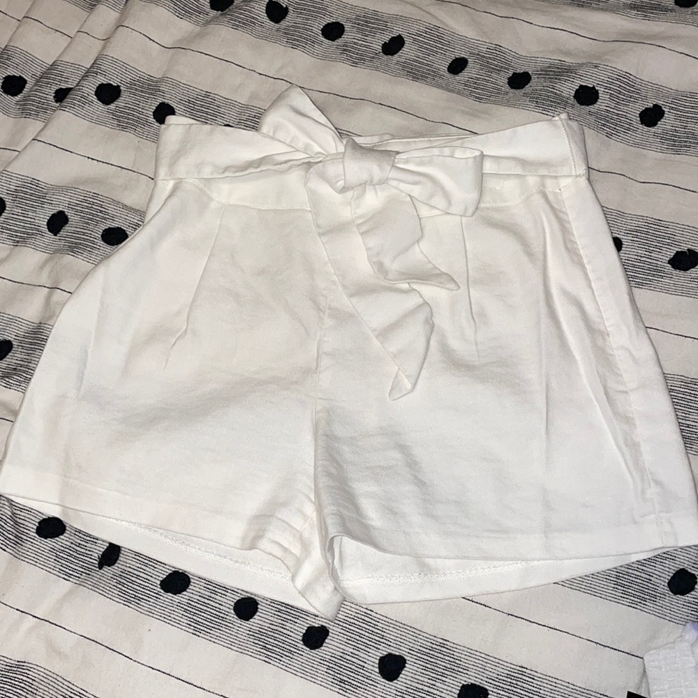 High waist white shorts